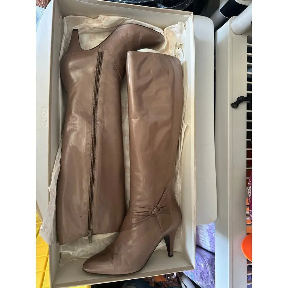 Vintage BRUNO MAGLI Women's Brown Leather Side Zipper Heel Boots Size 7.5